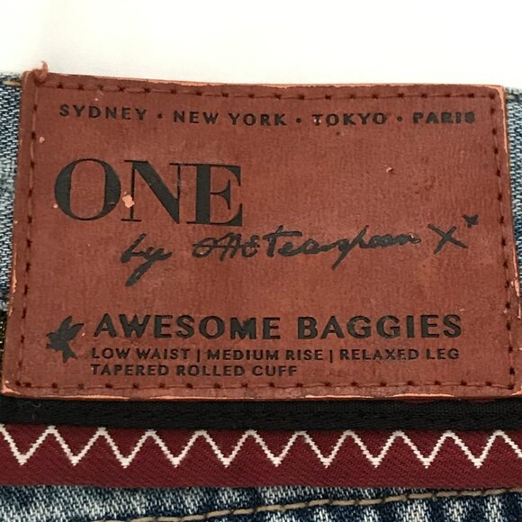 One Teaspoon Awesome Baggies Jeans Women 26 Blue Medium Rise Aztec Metal Accent - Picture 3 of 13